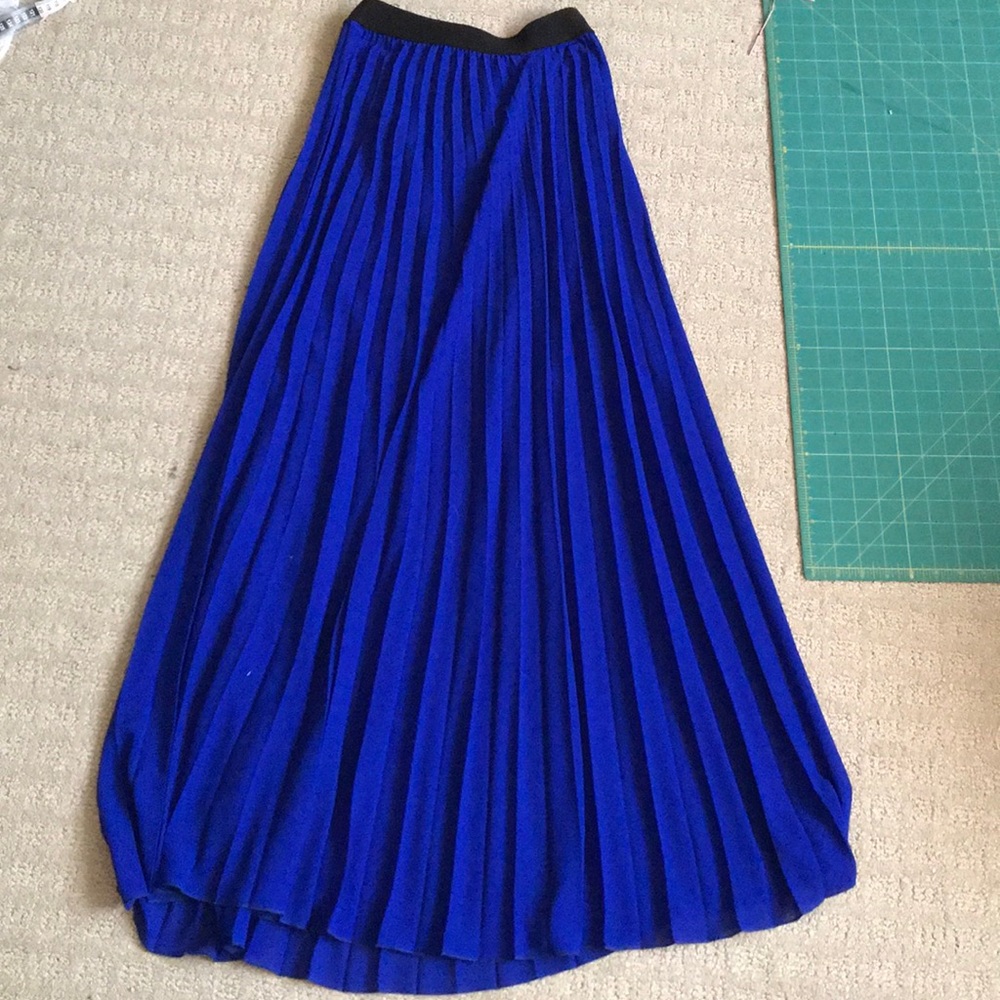 A’Gaci Blue Skirt NWOT